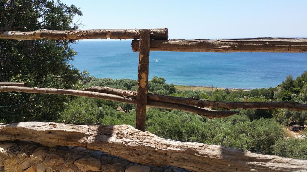 La Torre Di Merlino Пату Екстер'єр фото